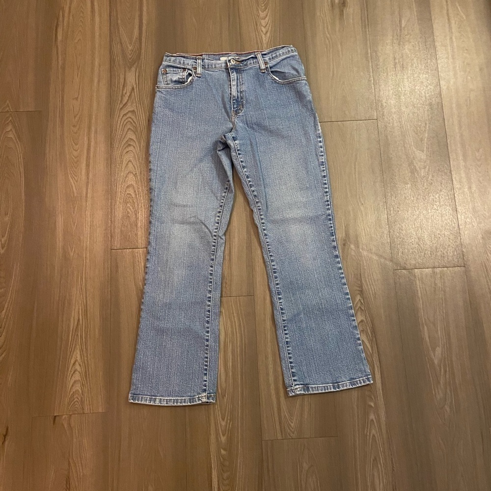 Vintage 90’s Levi’s 550 Relaxed Boot cut jeans sz 10S